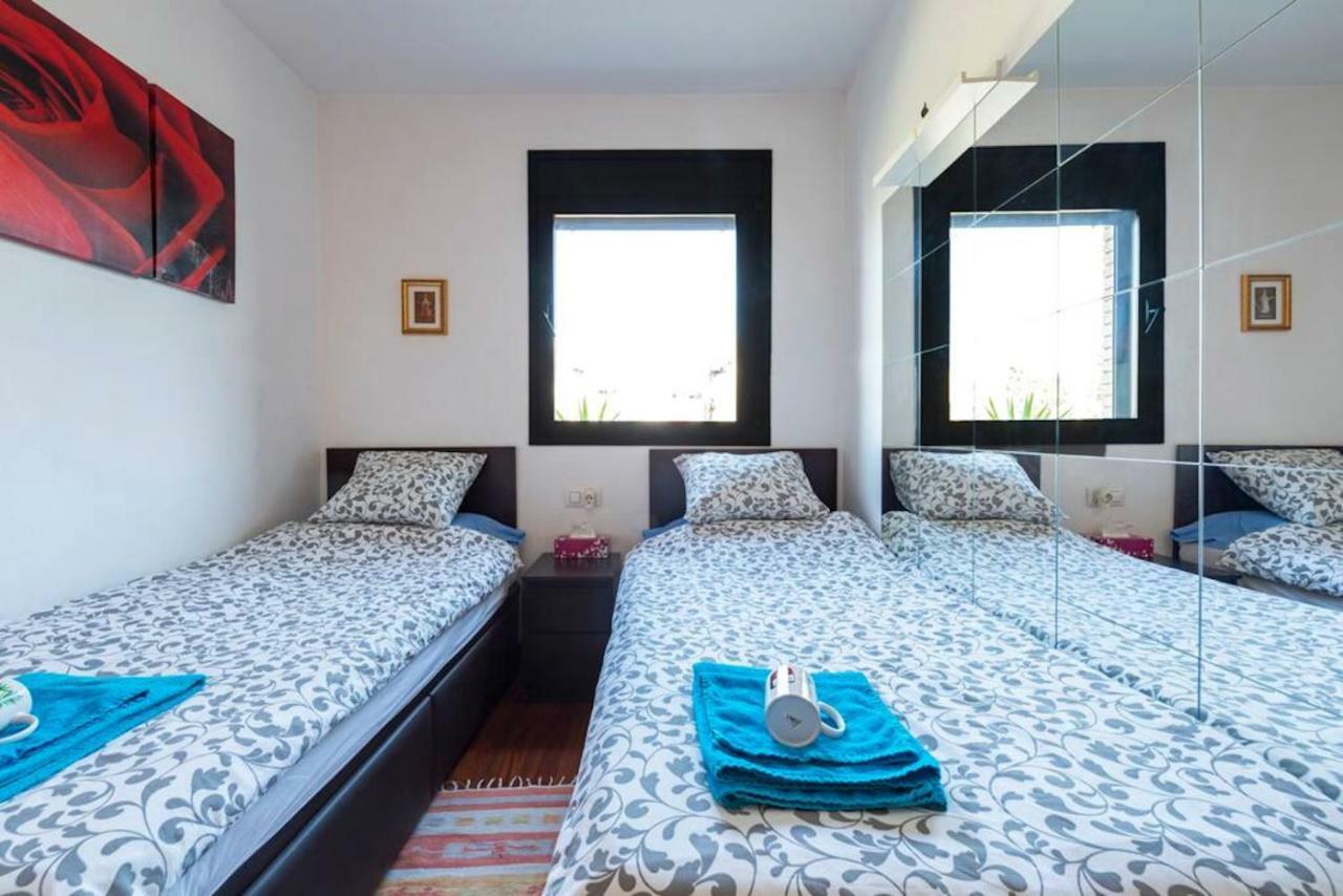 Jie Apartment 산트 아드리아 데 베소스 외부 사진