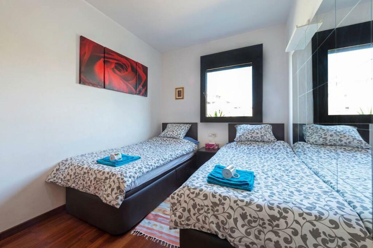 Jie Apartment 산트 아드리아 데 베소스 외부 사진