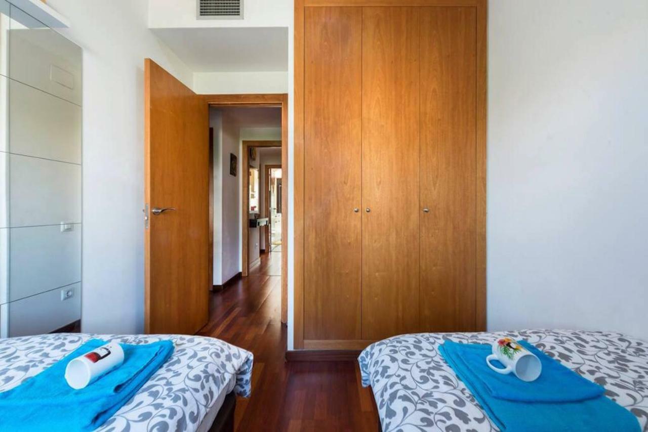 Jie Apartment 산트 아드리아 데 베소스 외부 사진